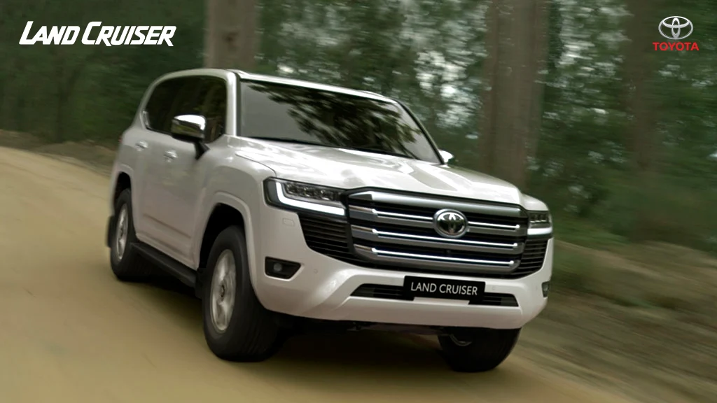 Toyota Land Cruiser: Toyota Land Cruiser — Manufacturer/distributor model image. Representative equipment and colour may differ from Pakistan delivered variant.